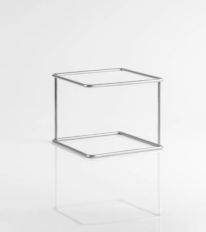 Alzata Cube KnIndustrie in Acciaio Inox 22x22 cm - Design Italiano