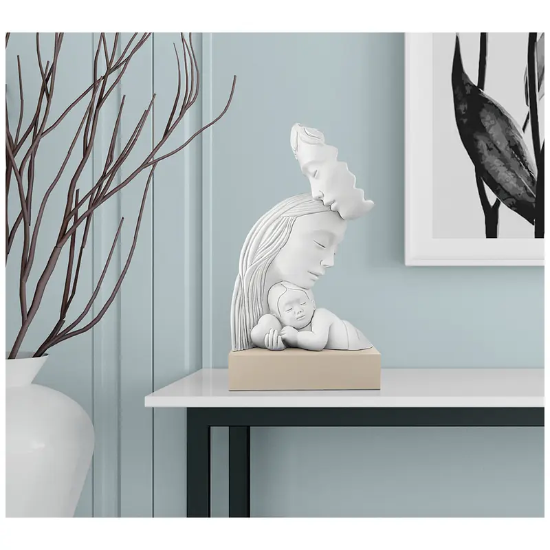 Bongelli Preziosi Statuina famiglia in polvere di marmo H29 cm