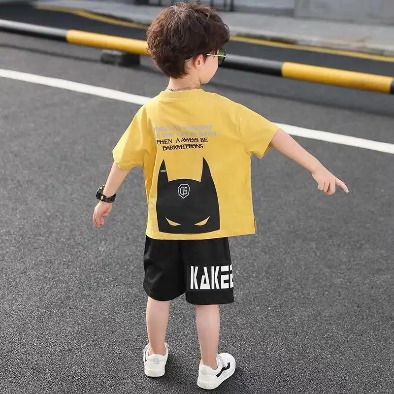 Boys' Handsome Short-sleeved Two-piece Suit
