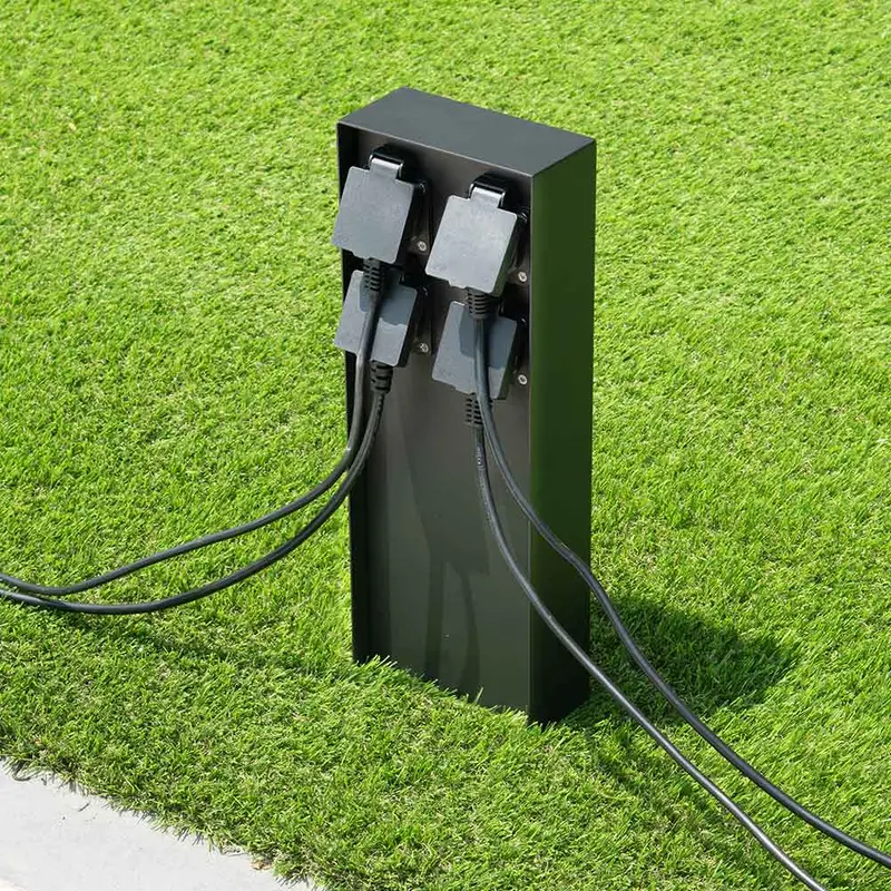 Colonna Elettrica da Giardino Palo 4 Prese Impermeabili Protezione Bambini Nero