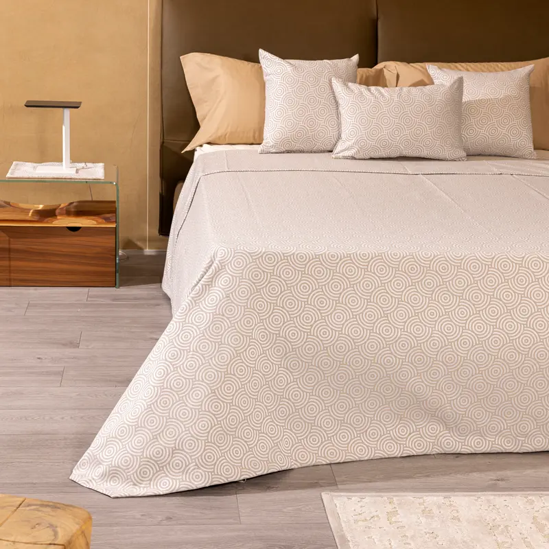 Copriletto leggero Matrimoniale 270x270 di raso Jacquard Assia