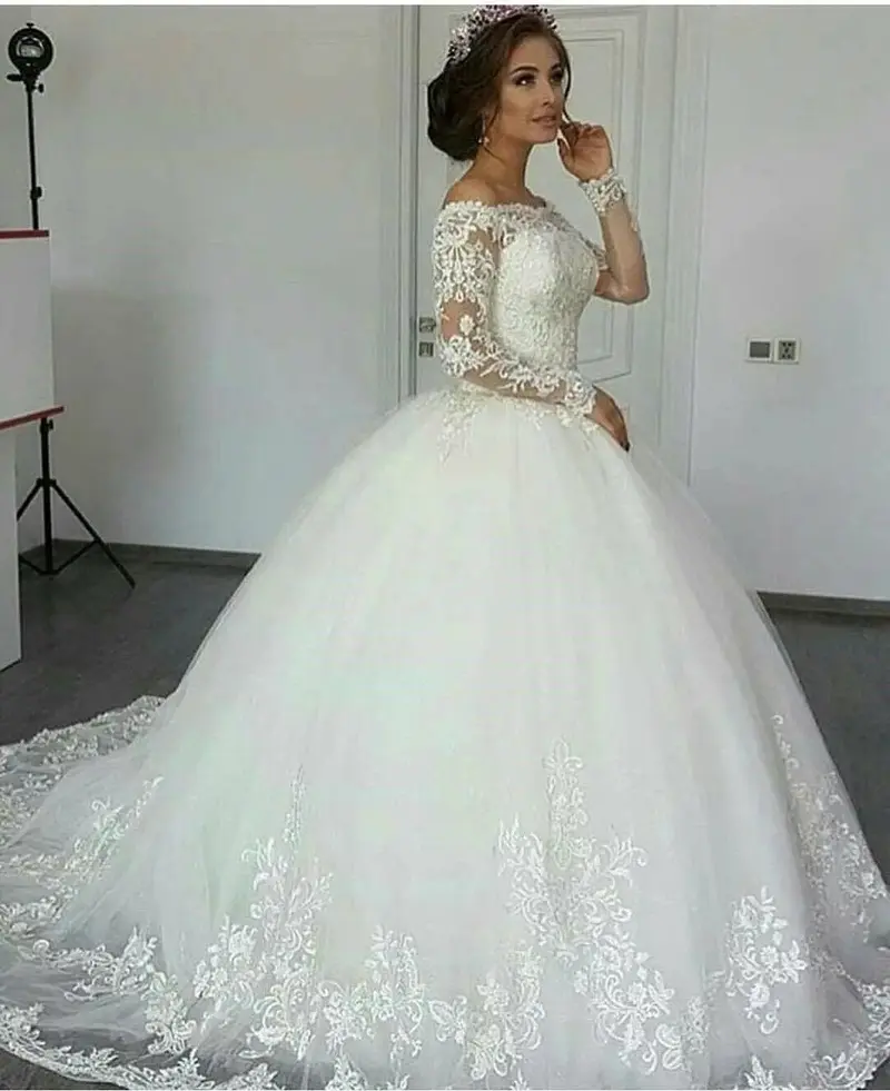 Custom Elegant Wedding Gown Bridal Dress