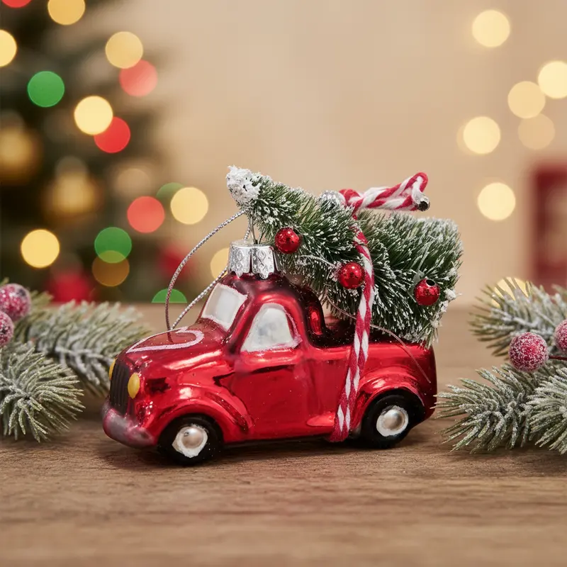 Decorazione per Albero di Natale in Vetro – Macchina con Alberello 8x8 cm