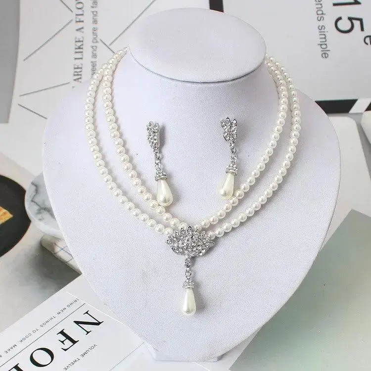 Elegant Pearl and Crystal Necklace Set with Earrings