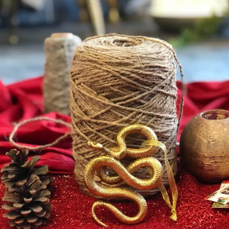 Enzo De Gasperi, Decorazione snake, resina oro,  h 12 cm