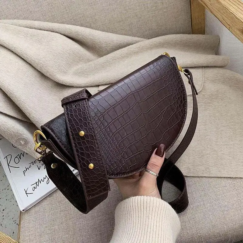 half moon saddle bag