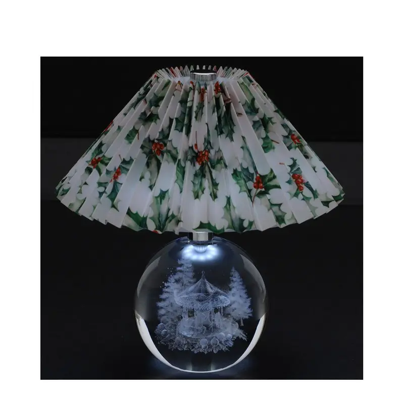 Hervit Lampada natalizia Sfera Crystal con carosello in 3D e cappello agrifoglio 16x16 cm