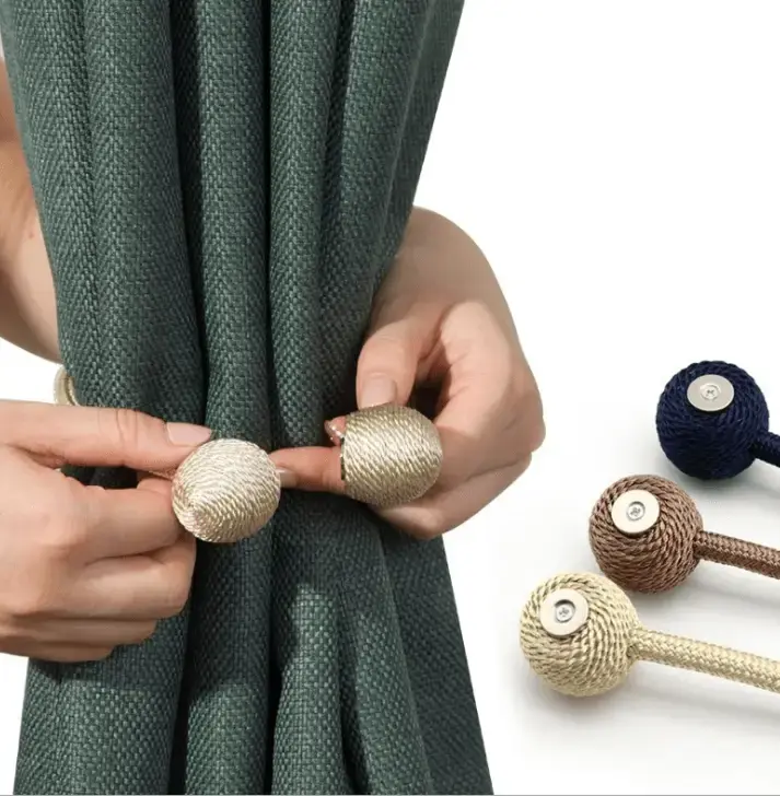 Hooked Dormitory Magnets Free Punching Lace Storage Straps Curtains with magnet buckles curtains fixed clip free