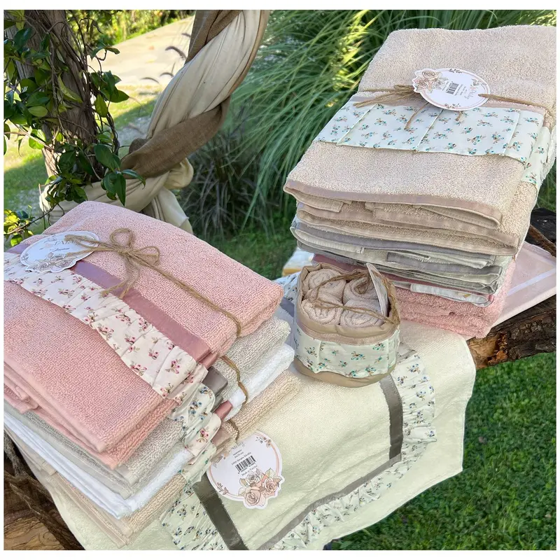 L'Atelier 17 Set 2 asciugamani con frill a fiori "Lavinia" 5 varianti(2pz)