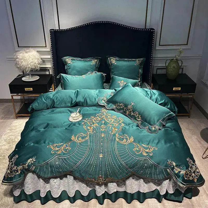 New Bed Linen, Bed Skirt, Light Luxury Style Four-piece Suit