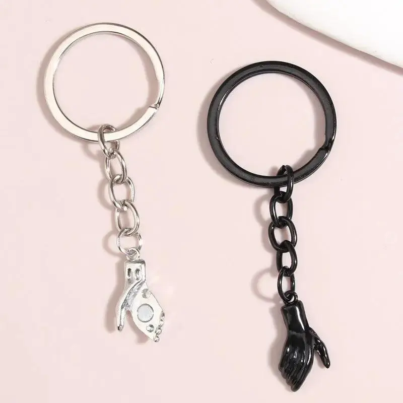 New Magnetic Love Couple Girlfriend Keychain Accessory