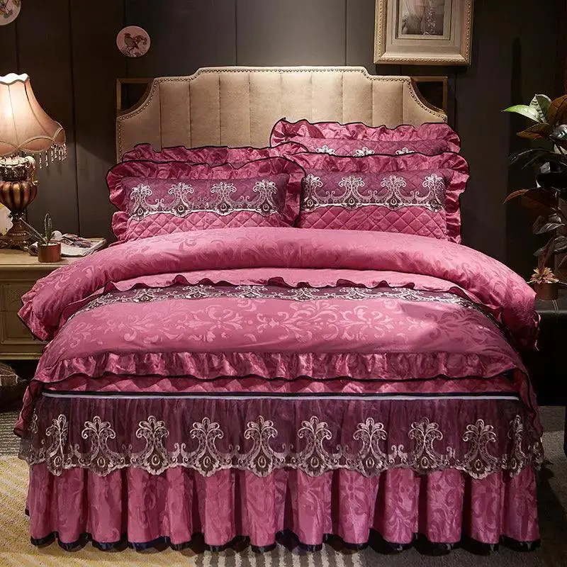 New Velvet Bed Skirt Four-piece Quilted Padded Bed Cover Bedspread