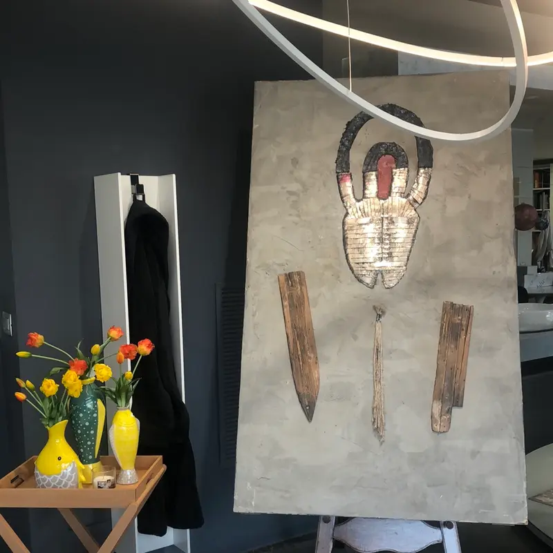 Paolo Fiorellini, quadro "Il Mago", Ecce Homo, alluminio, cemento, legno e smalto, 100x170adro "Latta Africana su