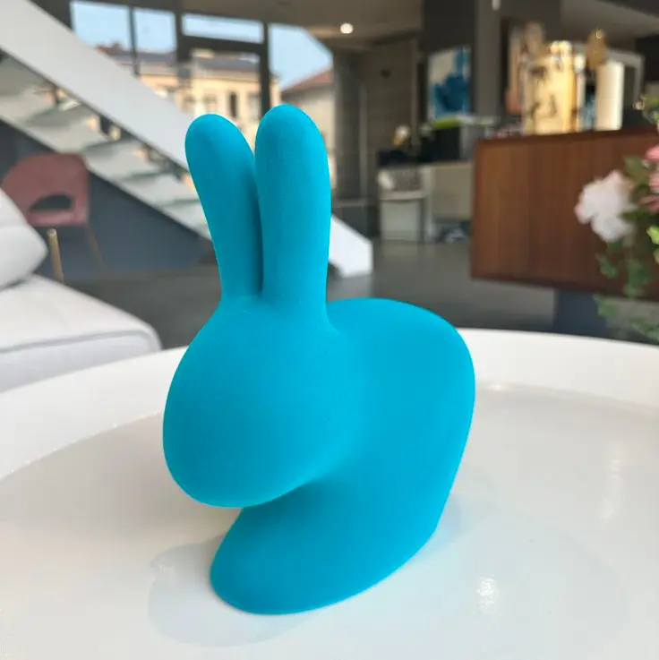 Qeeboo, Rabbit Xs Bookend , il coniglio di velluto light blue
