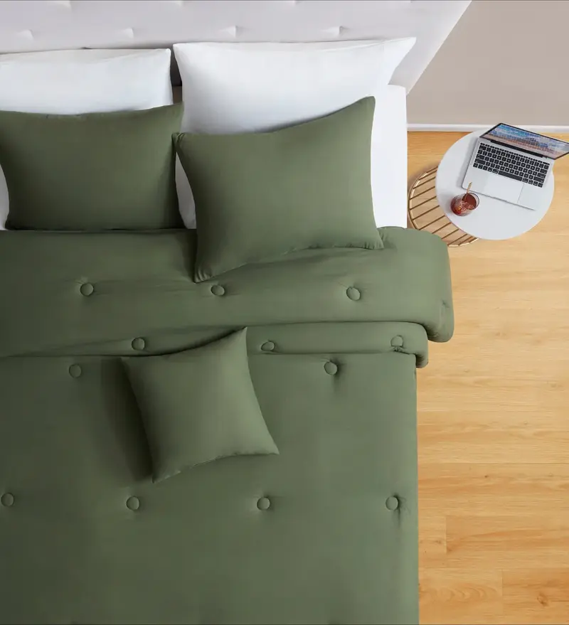 Set 4 Pezzi - Trapunta con Federe e Cuscino Arredo Verde Oliva