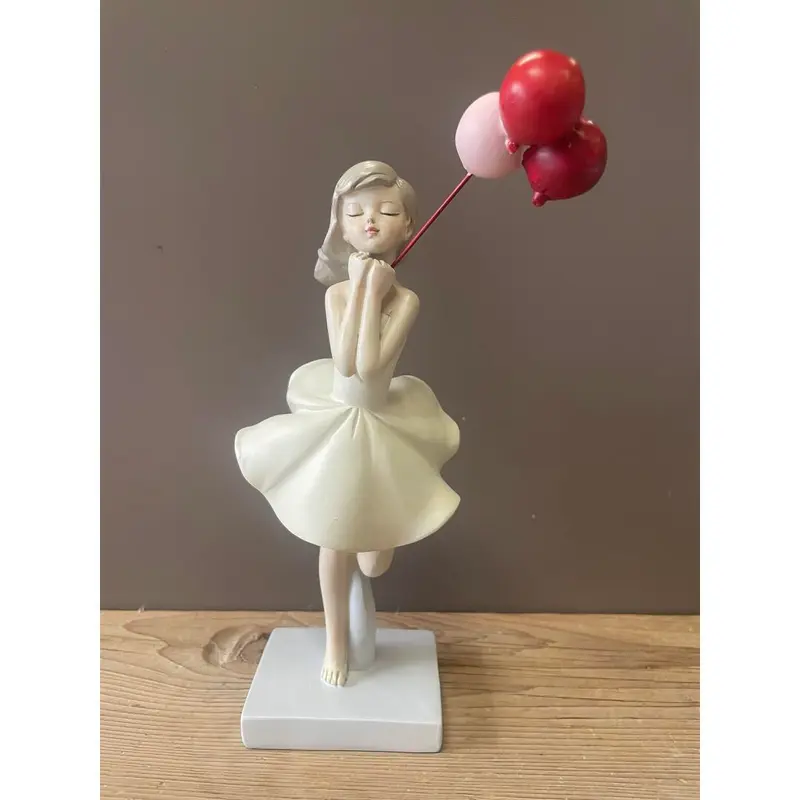 Statua bimba c/palloncini Gilde