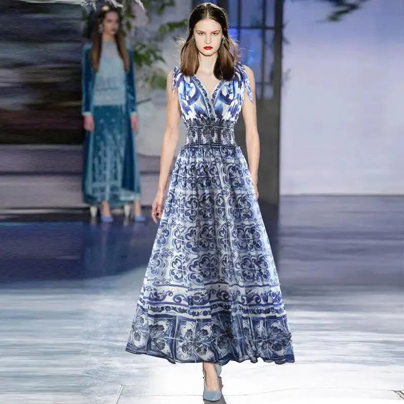 Women's Long Vacation Style Dress